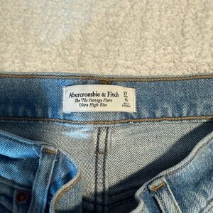 Abercrombie & Fitch Vintage Flare Jeans